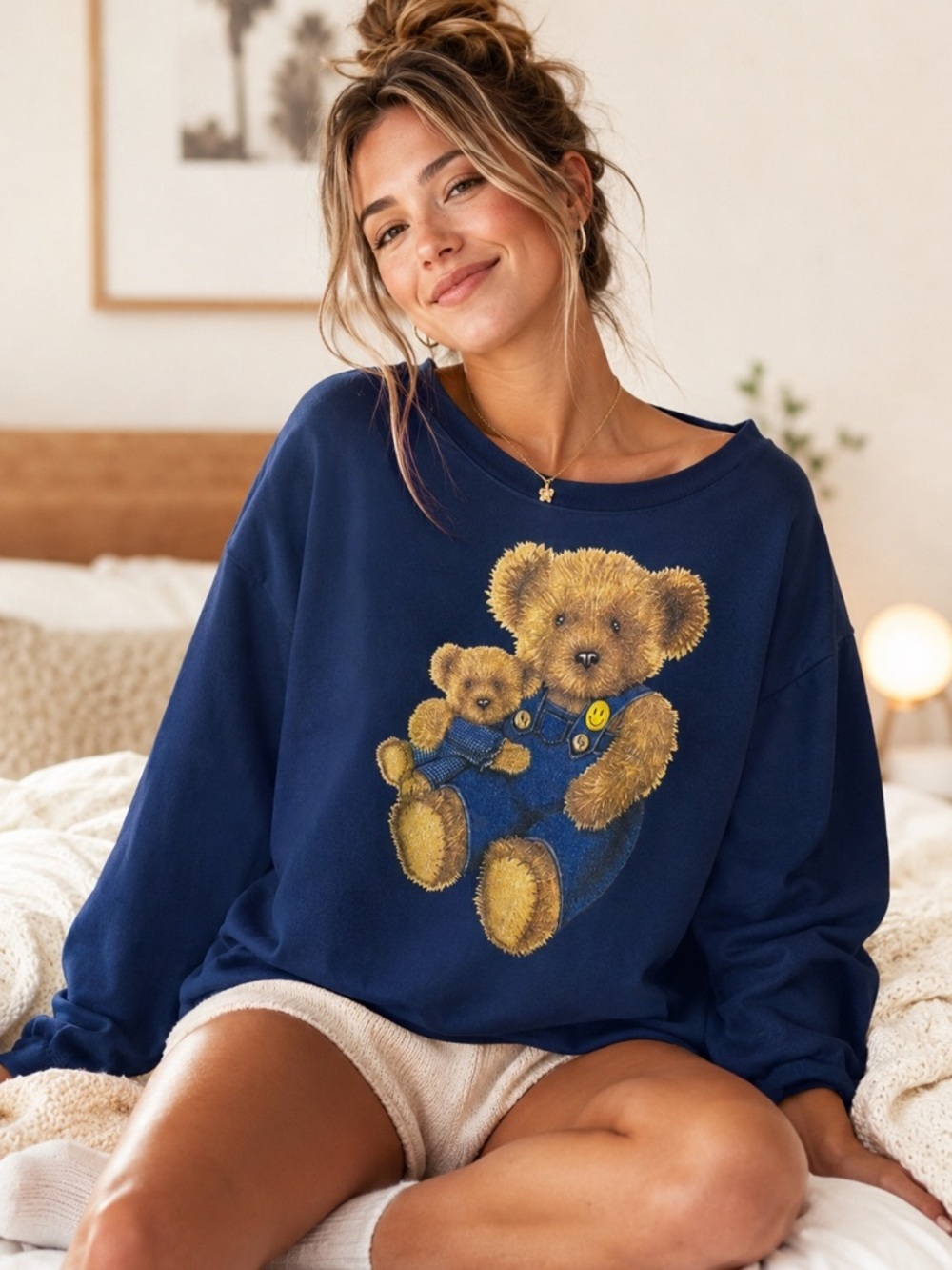 Urban Renewal Women’s Teddy Bear Graphic Sweatshirt Navy Blue Crewneck Size L